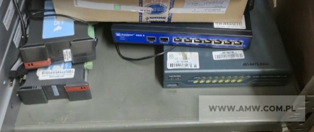 Sprzęt komputerowy (bez dysków twardych) - pakiet zawierający 60 poz. asort. (wg oddzielnego wykazu) 